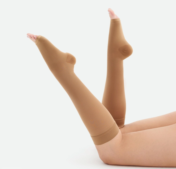 Компрессионные гольфы 2С103 VENOTEKS,  2 класс купить в OrtoMir24